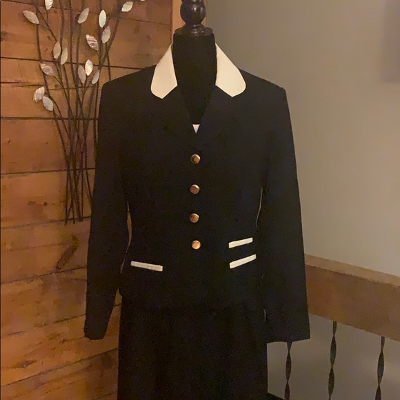 SOLD Pantsuit - Picture 2 of 4